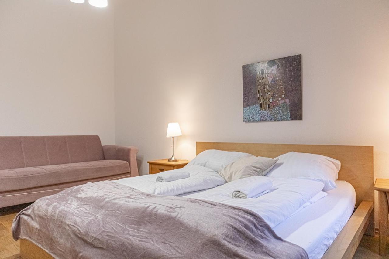 Pleasing 2Br Apt.-Perfect For Longstays فيينا المظهر الخارجي الصورة