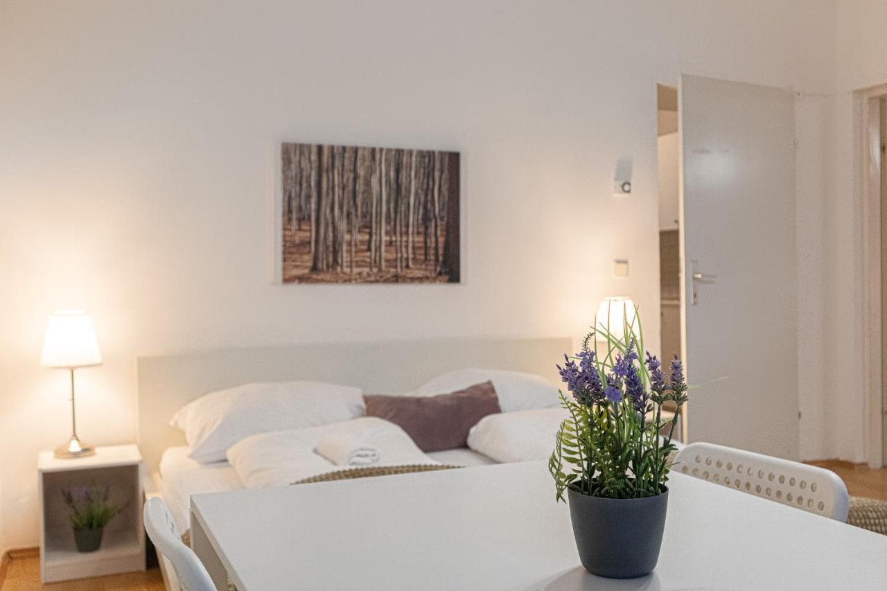 Pleasing 2Br Apt.-Perfect For Longstays فيينا المظهر الخارجي الصورة